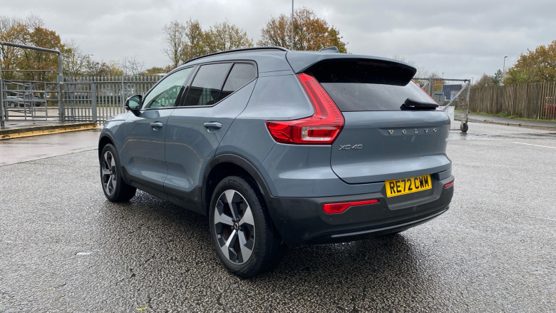 Volvo XC40 2.0 B4P Ultimate Dark 5dr Auto Petrol Estate